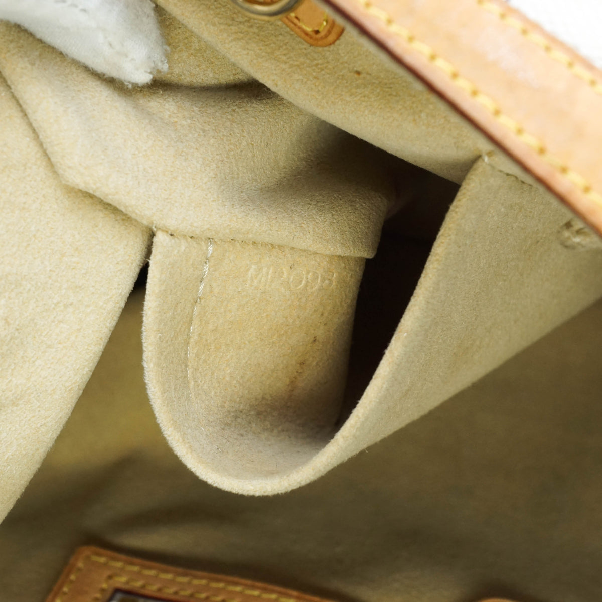 Louis Vuitton Hampstead Pm Tote Bag - image 11