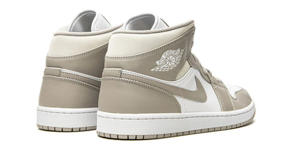 Air Jordan 1 Mid "Linen / College Grey" - image 4