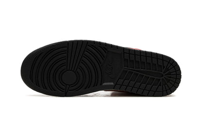 AIR JORDAN 1 MID WMNS "Black Toe" - image 5
