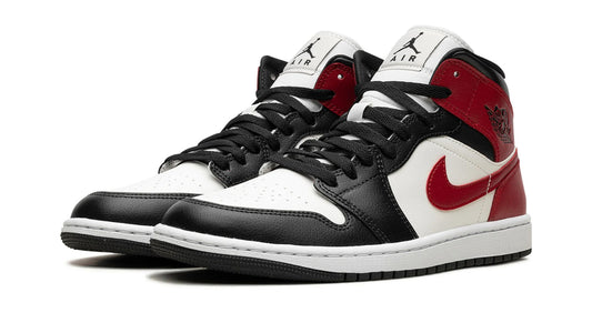 AIR JORDAN 1 MID WMNS "Black Toe" - image 1