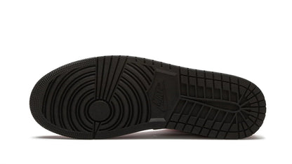 Air Jordan 1 Mid "Chicago Black Toe" - photo 5