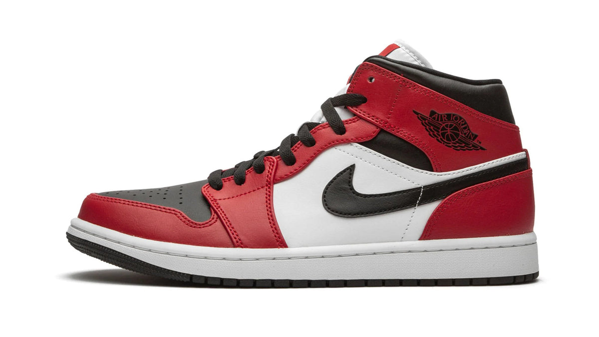 Air Jordan 1 Mid "Chicago Black Toe" - photo 3