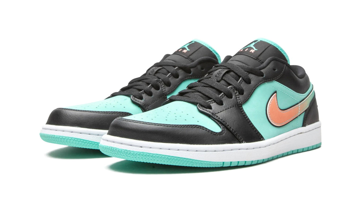 Air Jordan 1 Low SE "Tropical Twist" - photo 1