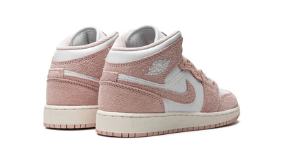Air Jordan 1 Mid SE "LEGEND PINK" - image 4