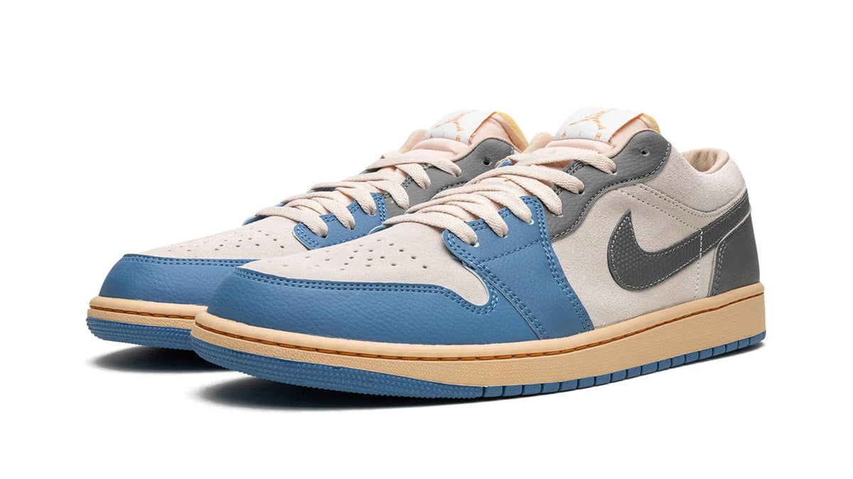 Air Jordan 1 Low SE "Tokyo 96" - photo 1