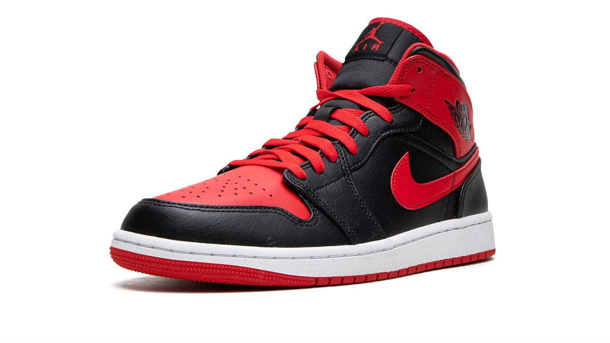 Air Jordan 1 Mid "Alternate Bred" - image 2