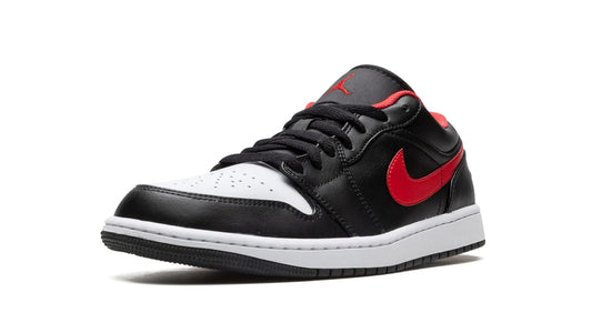 Air Jordan 1 Low "White Toe" - image 2