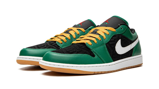 Air Jordan 1 Low SE "Holiday Special - Malachite Green" - photo 1