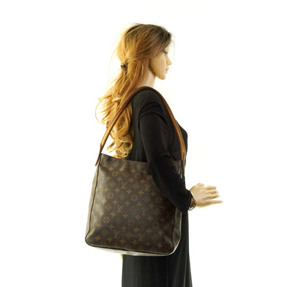 Louis Vuitton Looping Gm Shoulder - photo 1