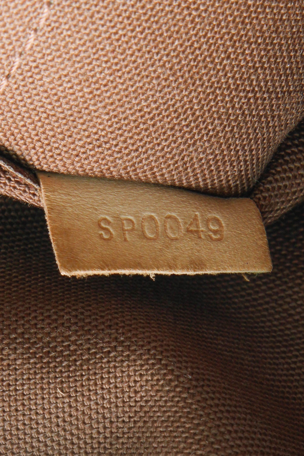 Louis Vuitton Tivoli GM Bag - Monogram - photo 13