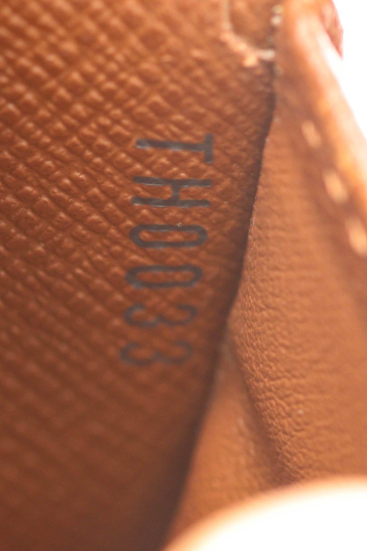 Elise Wallet - Monogram - image 8
