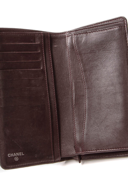 Quilted L Yen Wallet - Black - image 8