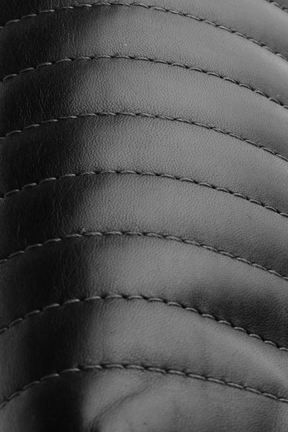 Vertical Stitch Kiss Lock Clutch Bag - Black - image 5