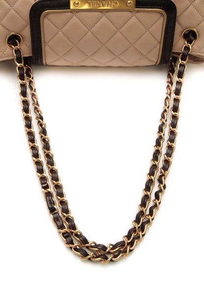 Quilted East/West Accordion Flap Bag - Beige/Black - image 5