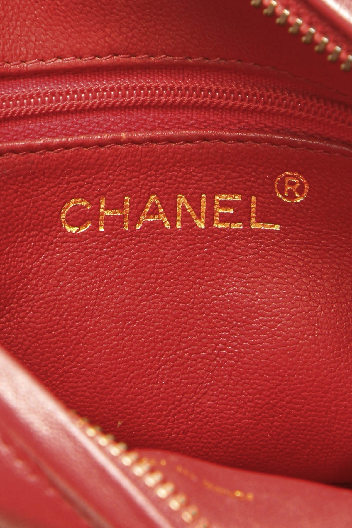Chanel Vintage Quilted Camera Bag - Red - photo 12