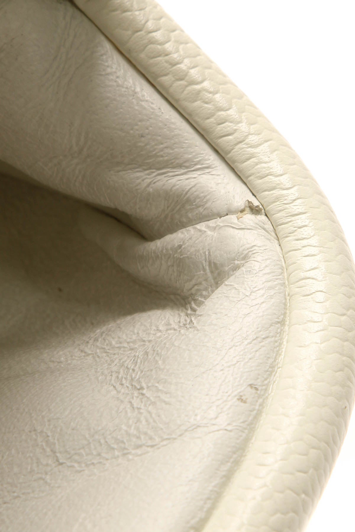 Quilted Timeless Clutch Bag - White - image 8