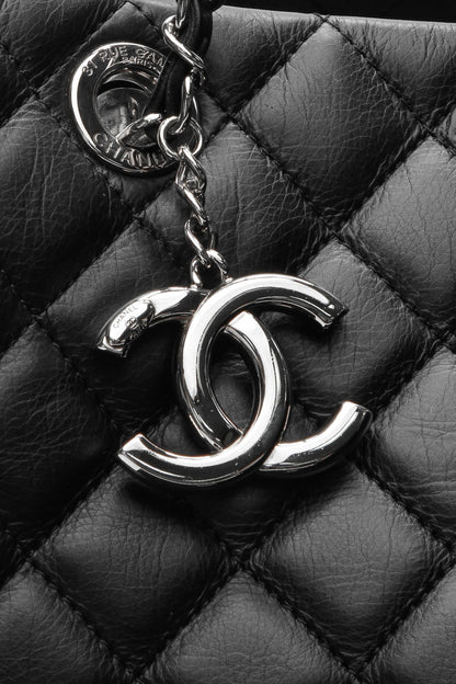 Quilted Tote Bag - Black - image 6