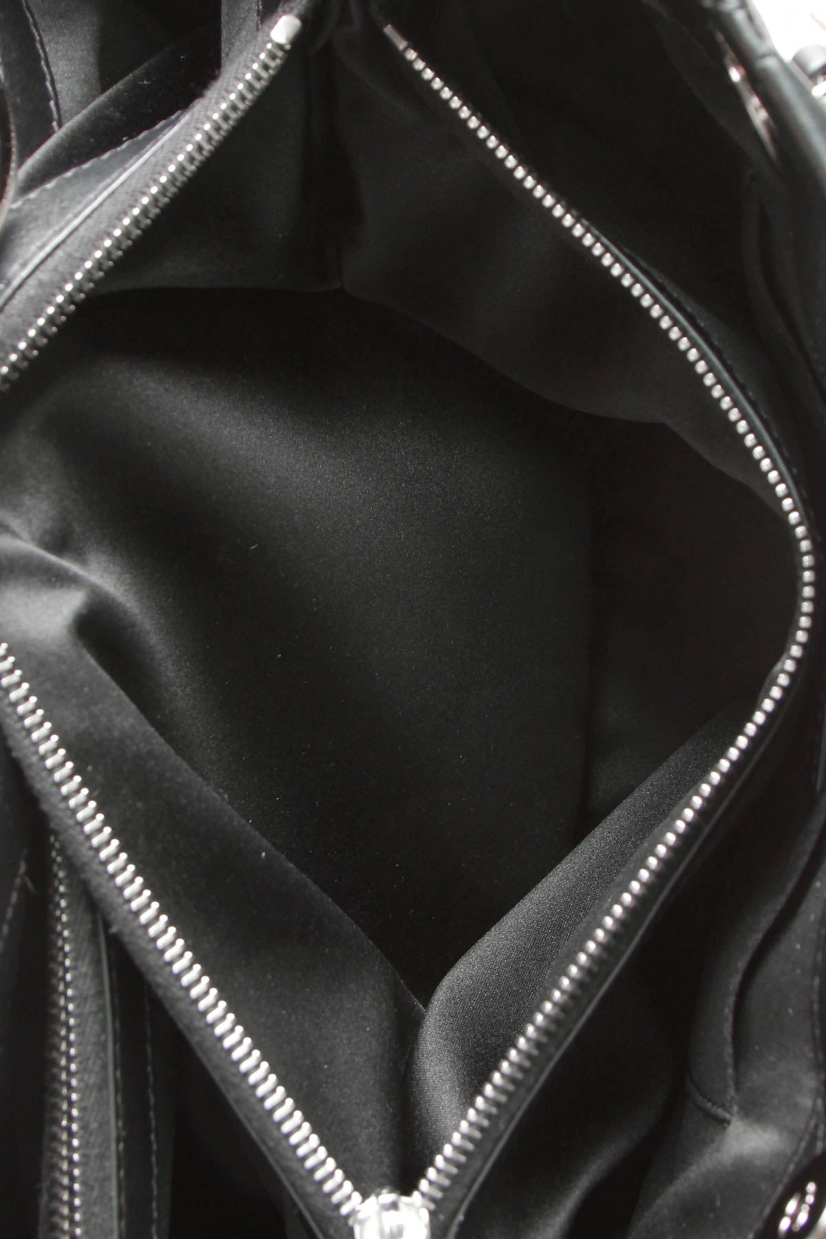 Quilted Tote Bag - Black - image 9
