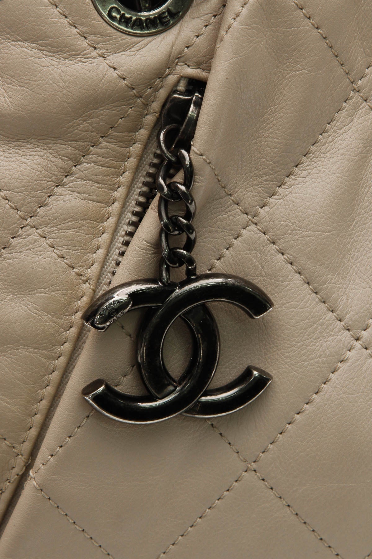 Coco Pleats Tote Bag - Beige - image 9