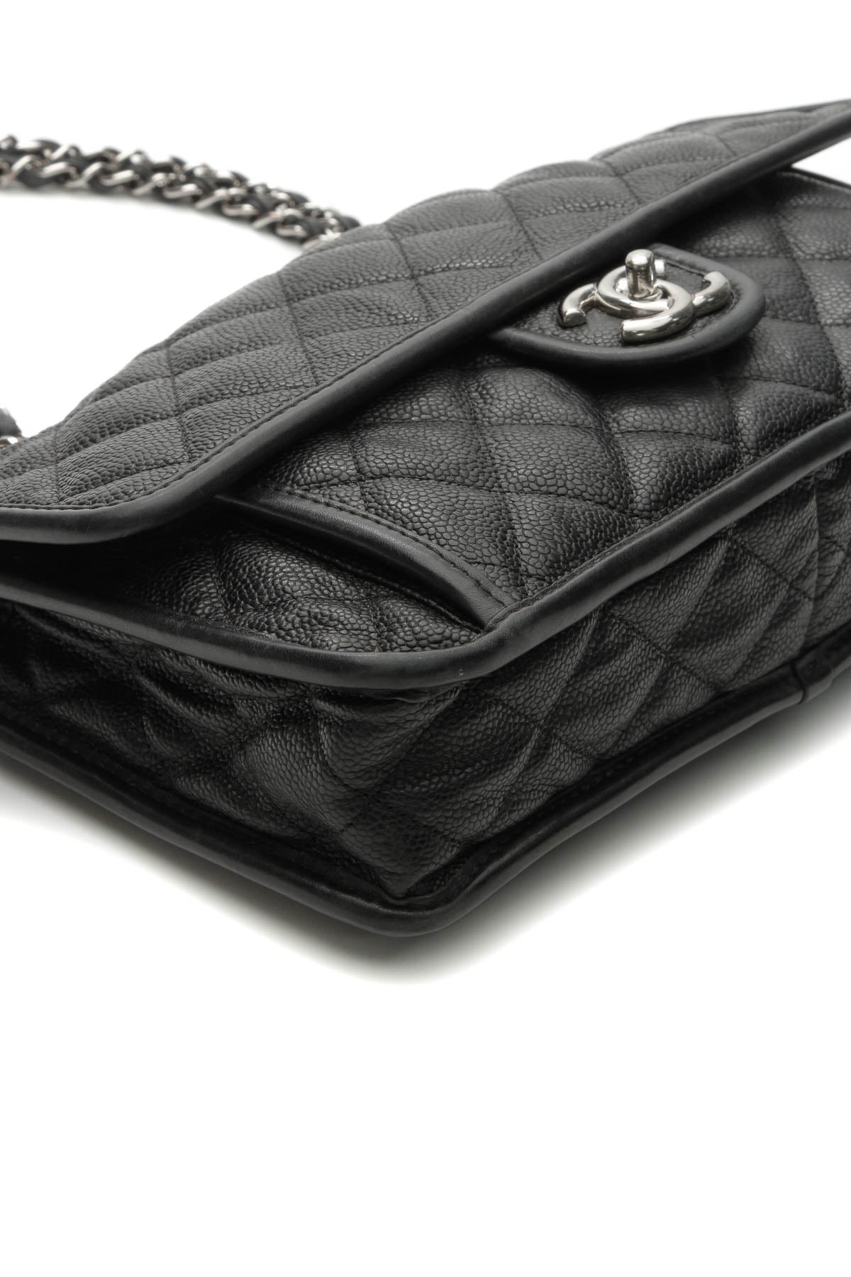 French Riviera Medium Flap Bag - Black - image 5