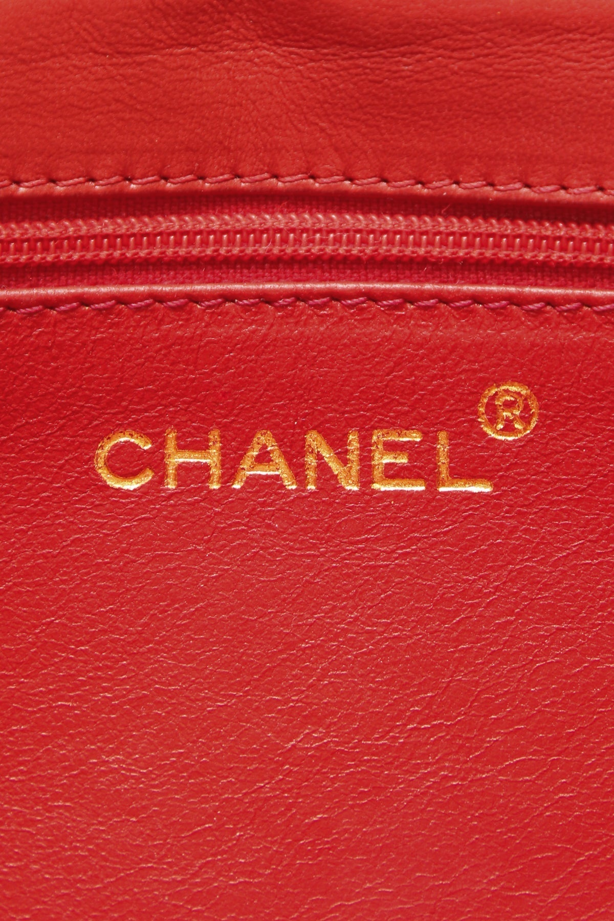 Chanel Vintage CC Chain Shoulder Bag - Red - photo 9