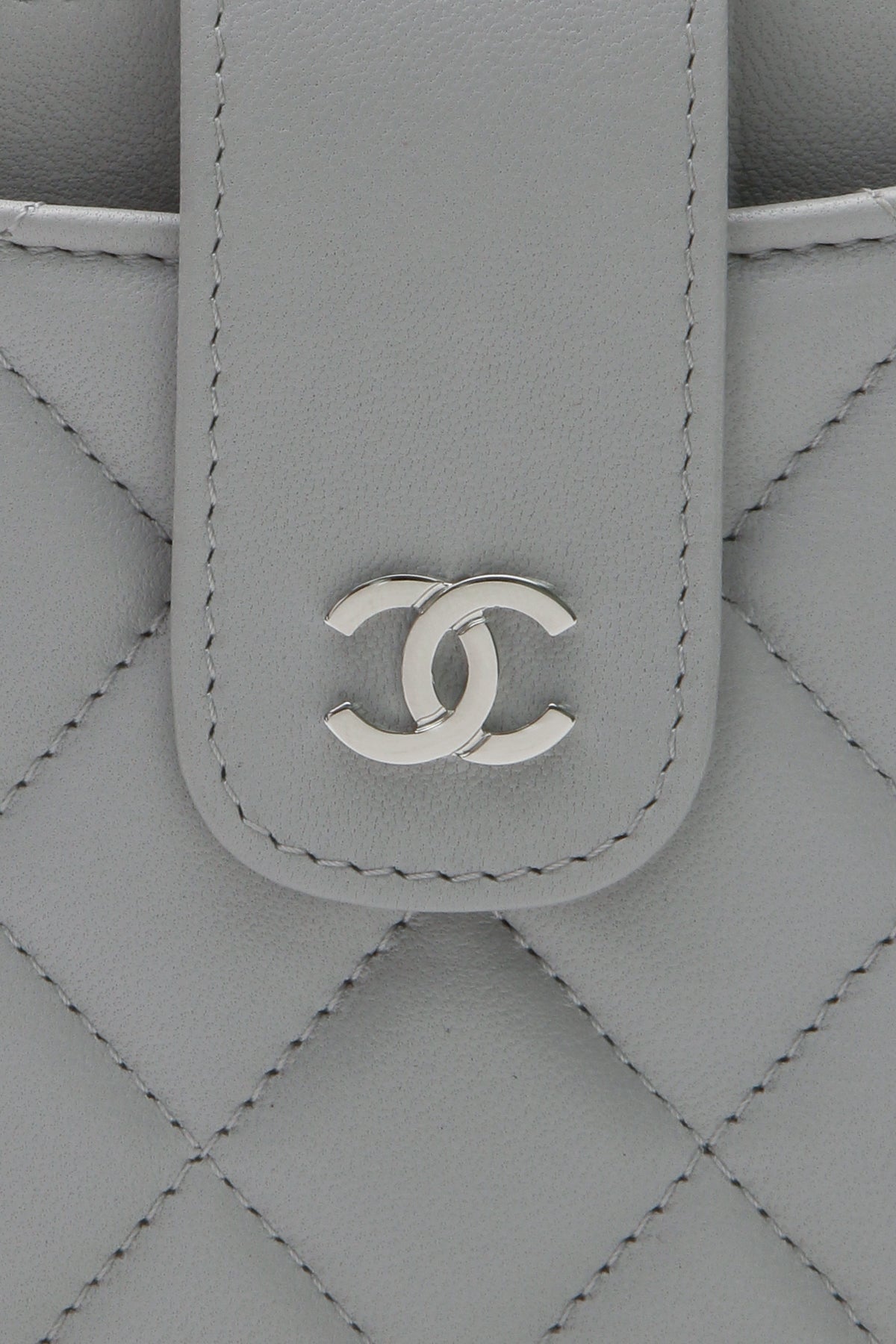 Snap Organizer Wallet - Light Gray - image 4