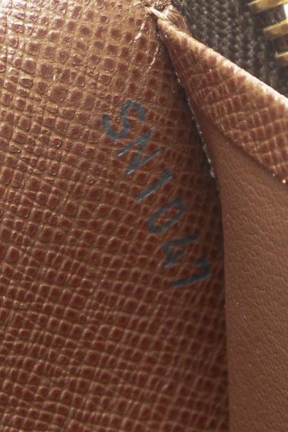 Zippy Organizer Wallet - Monogram - image 9