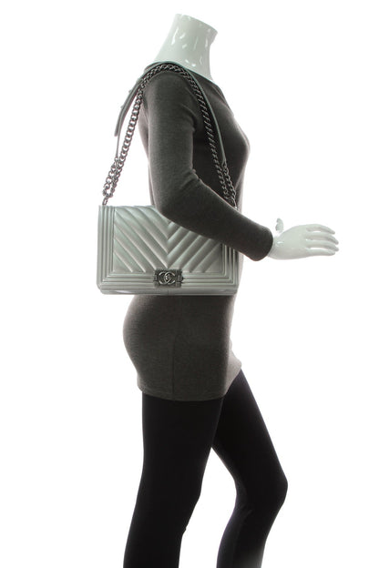 Chanel Chevron New Medium Boy Bag - Metallic Silver - photo 2