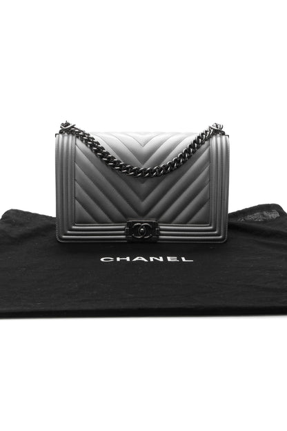 Chanel Chevron New Medium Boy Bag - Metallic Silver - photo 11