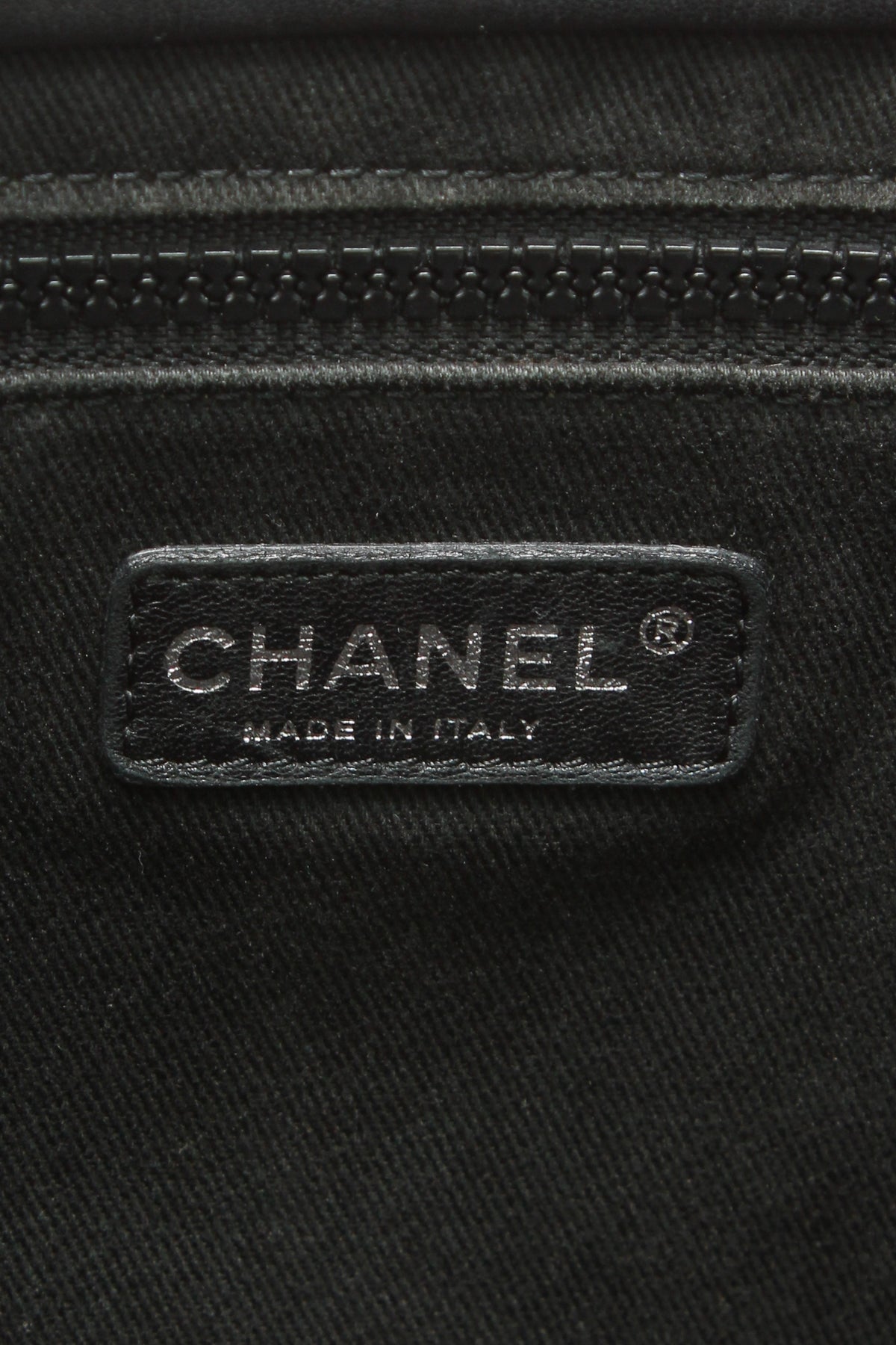 Le Mobile Art Tote Bag - Black - image 9
