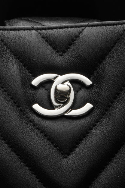 Chevron Tote Bag - Black - image 7