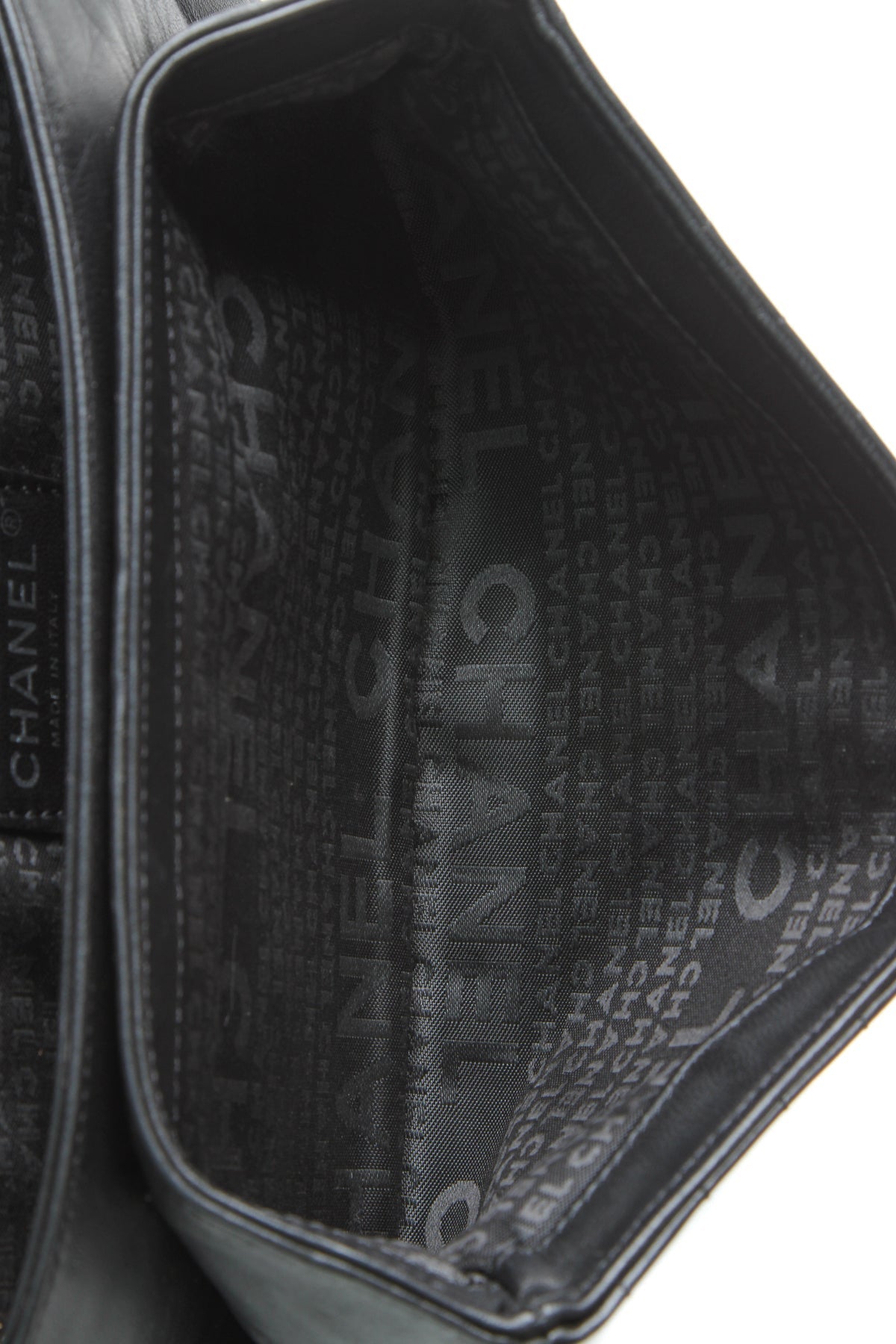 Chanel Camellia No.5 Flap Shoulder Bag - Black - photo 9
