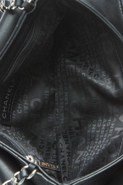 Camellia No.5 Flap Shoulder Bag - Black - image 10