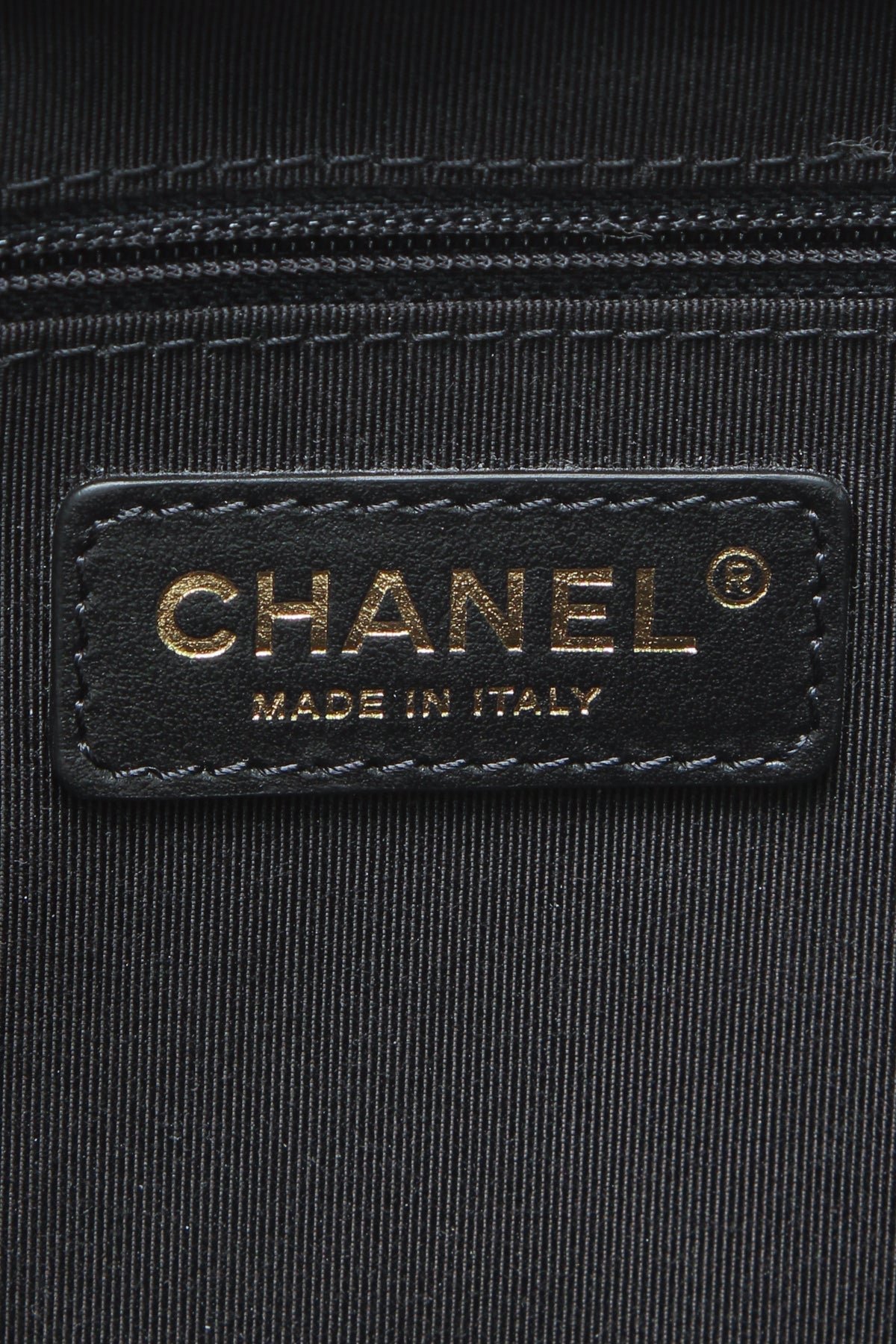 Small Side Chain Shopping Tote Bag - Black - image 8