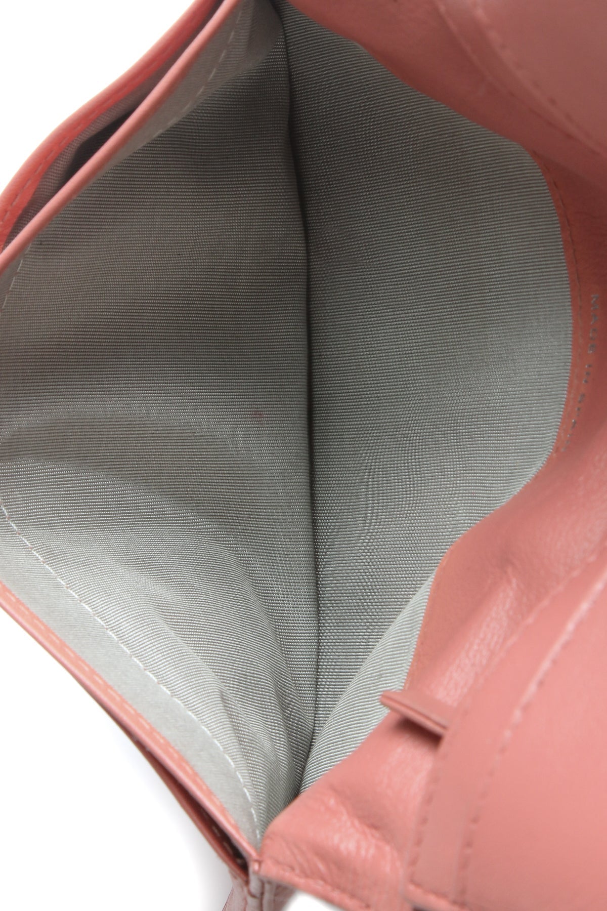 Timeless CC L Yen Wallet - Coral - image 9