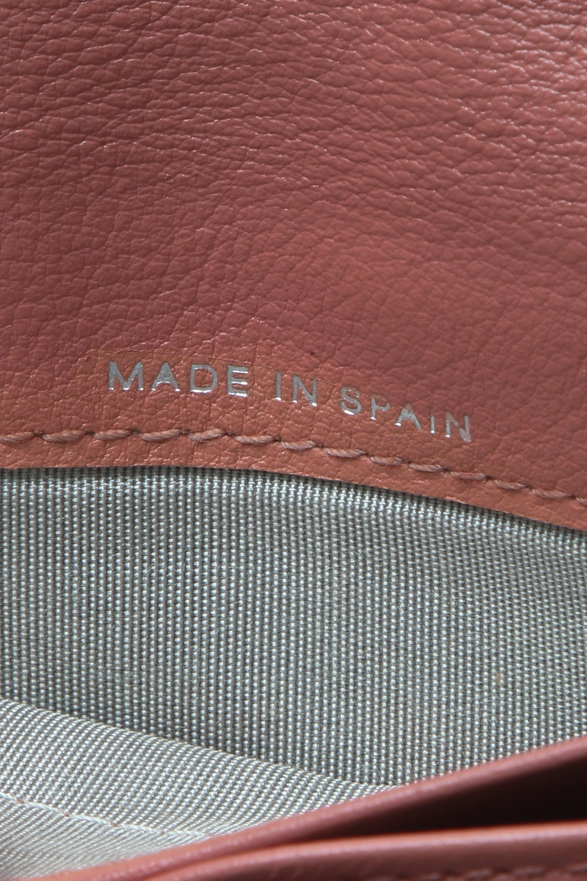 Timeless CC L Yen Wallet - Coral - image 12