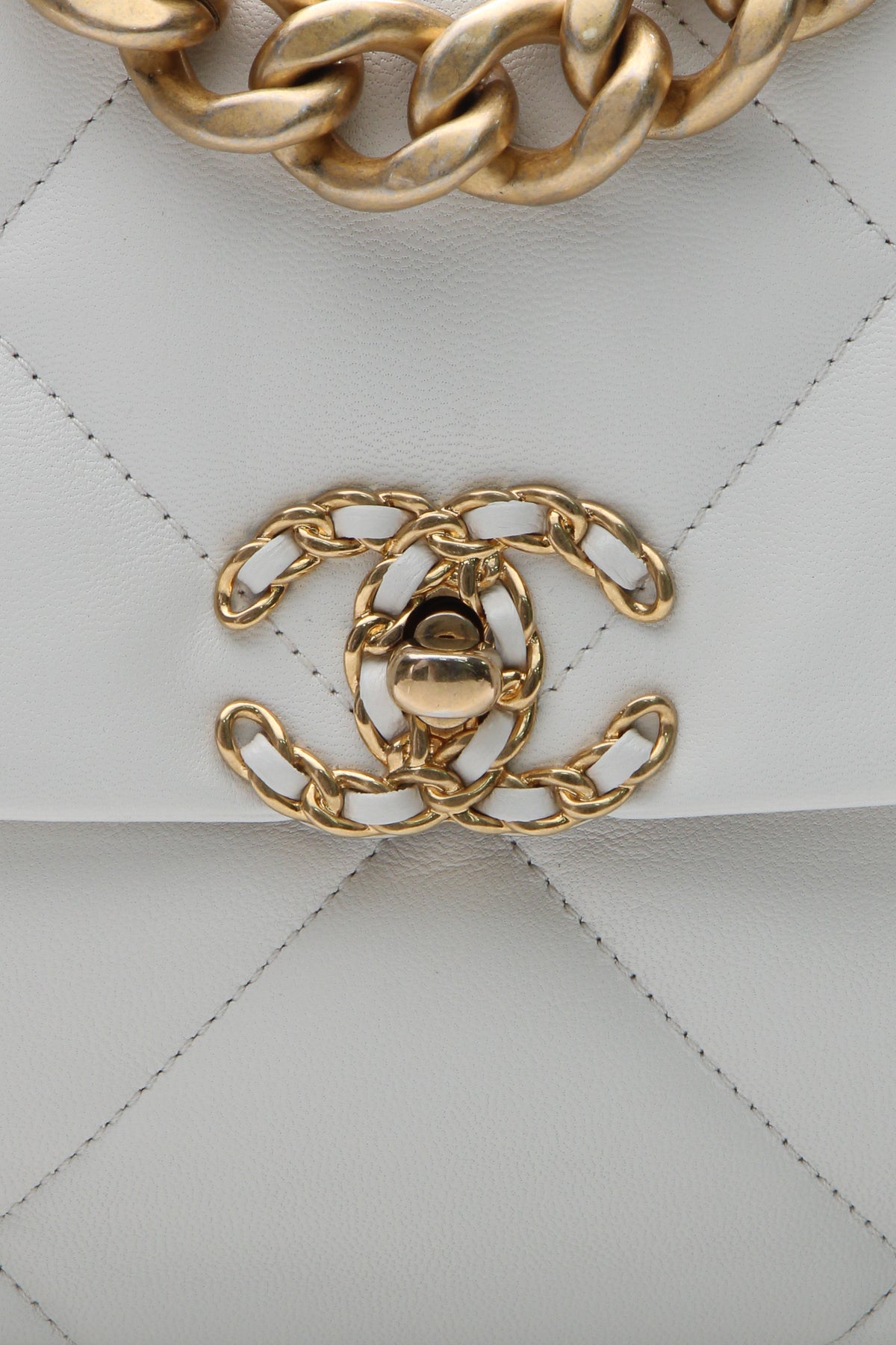Quilted Large Chanel 19 Flap Bag - White - image 6