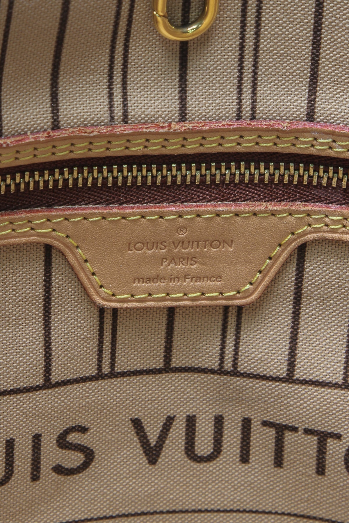 Neverfull MM Tote Bag - Monogram - image 12