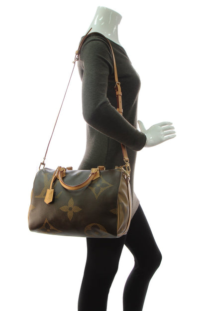 Louis Vuitton Speedy 30 Bandouliere Bag - Giant Monogram - photo 2