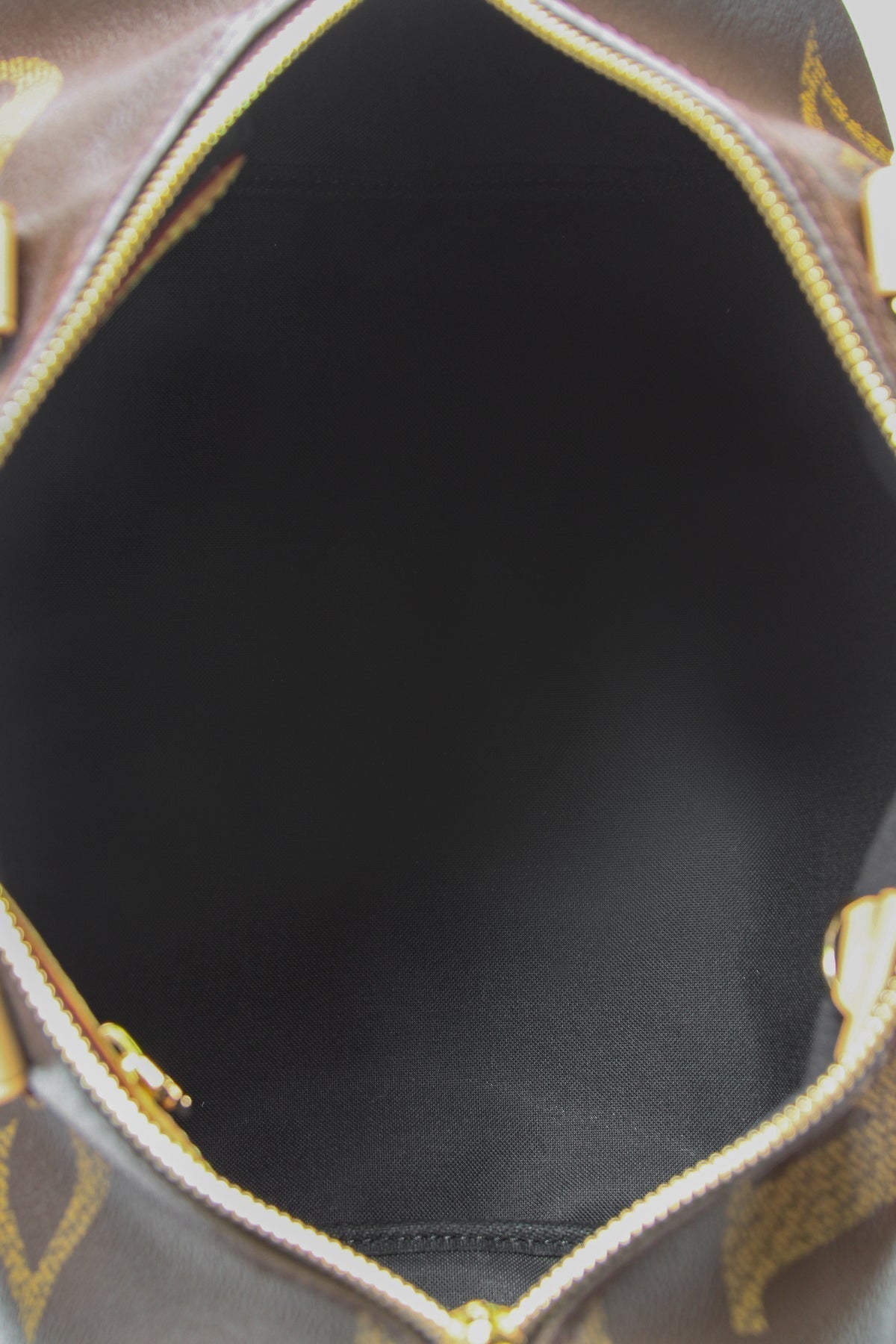 Louis Vuitton Speedy 30 Bandouliere Bag - Giant Monogram - photo 7