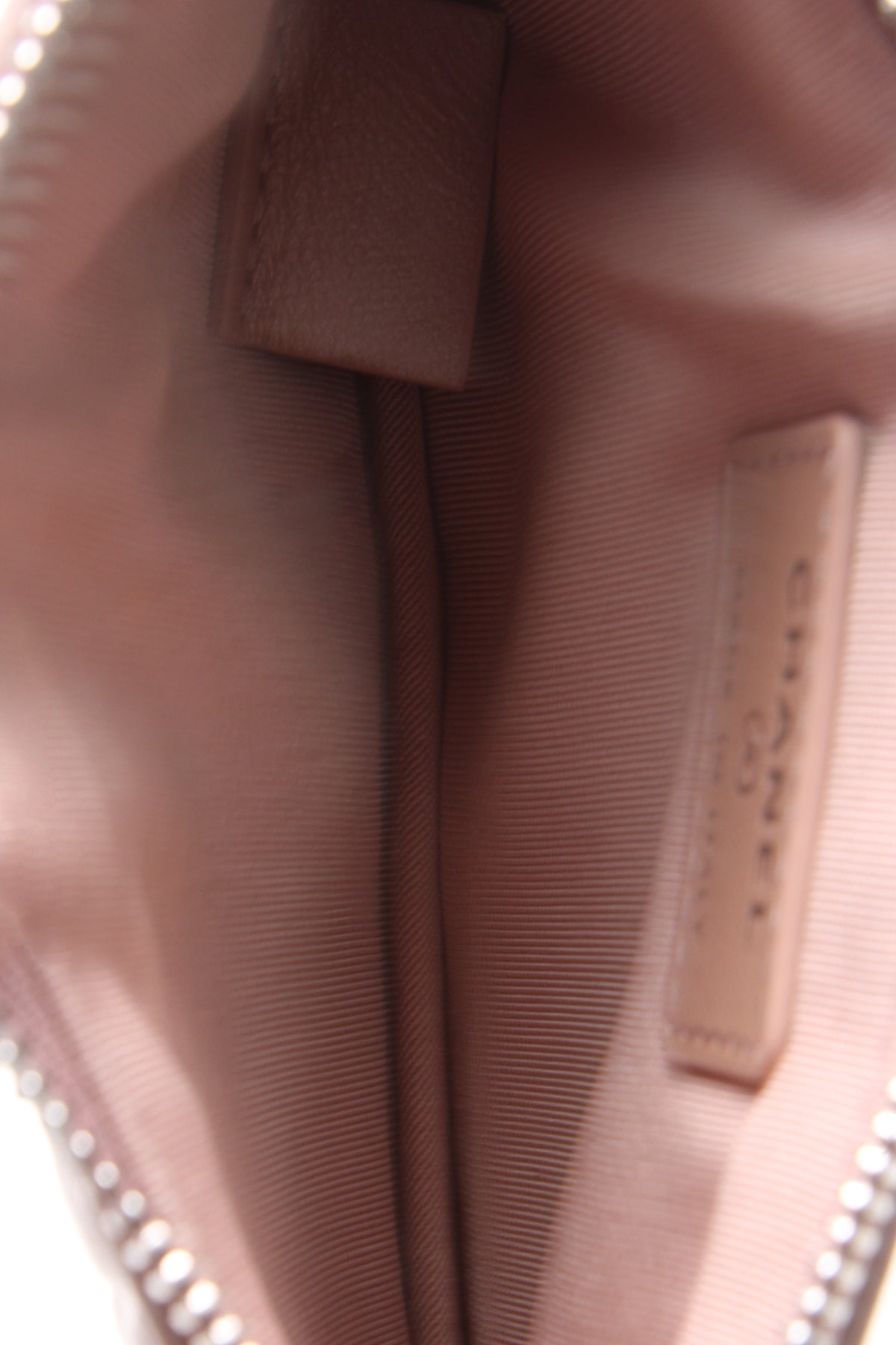 Chanel Camellia Mini O Case - Light Pink - photo 4