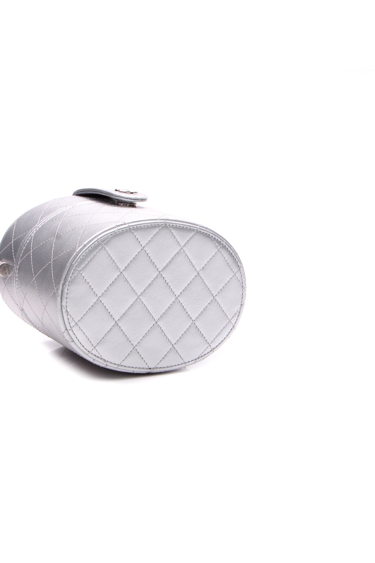 Round Vanity Case - Metallic Silver - image 4