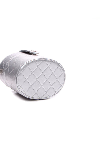 Round Vanity Case - Metallic Silver - image 4