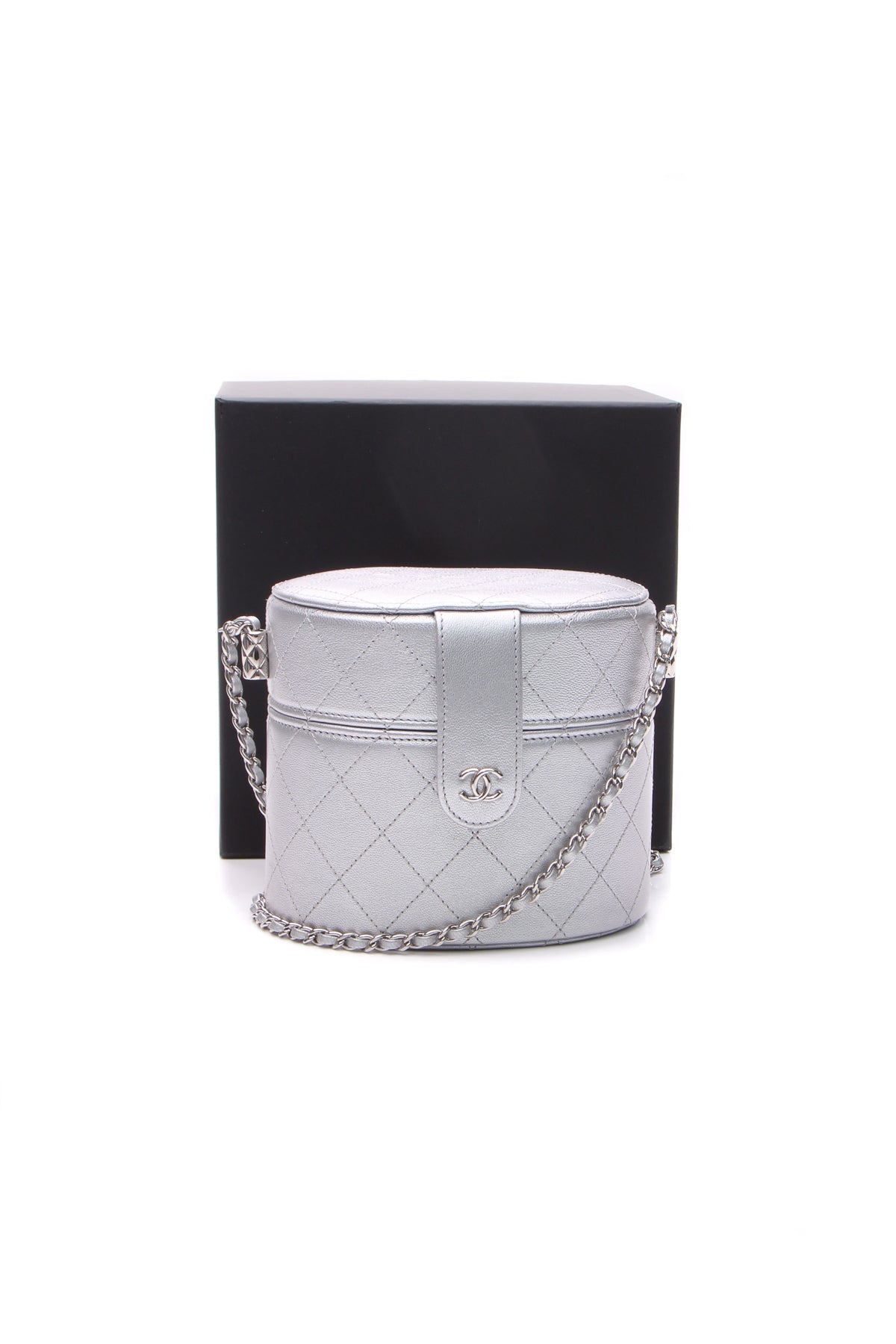 Round Vanity Case - Metallic Silver - image 10