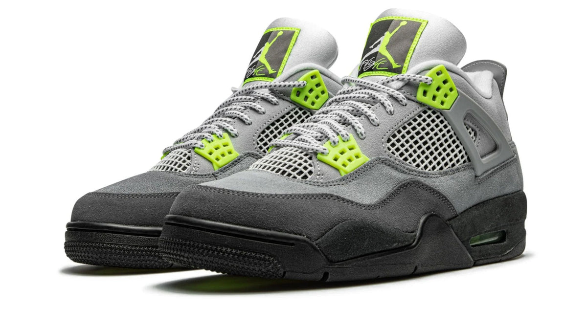 Air Jordan 4 Retro SE "Neon" - photo 1