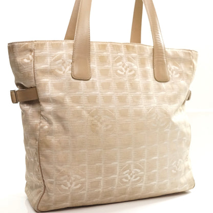 Chanel Travel Line Tote Bag Beige - photo 4