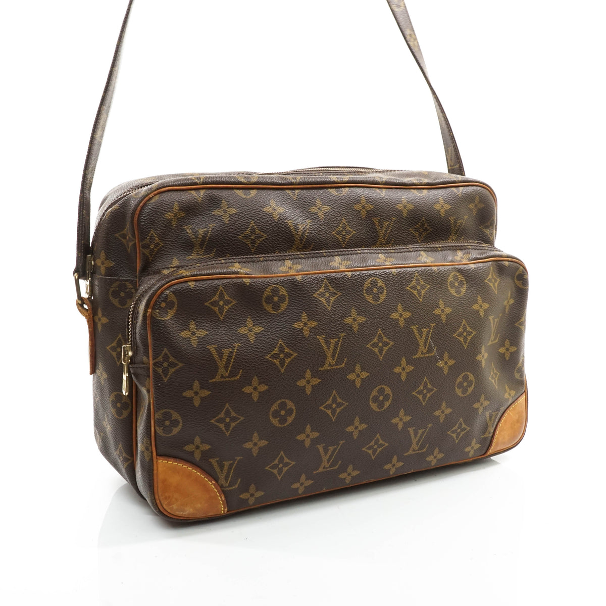 Louis Vuitton Nile Gm Crossbody Bag - image 4