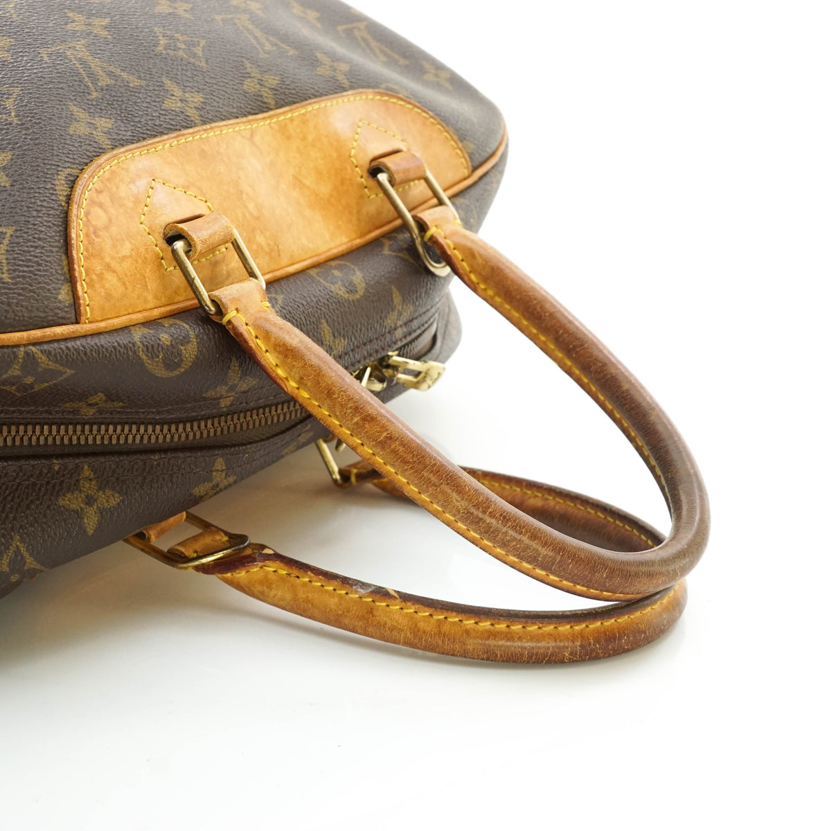 Louis Vuitton Deauville Hand Bag - image 5