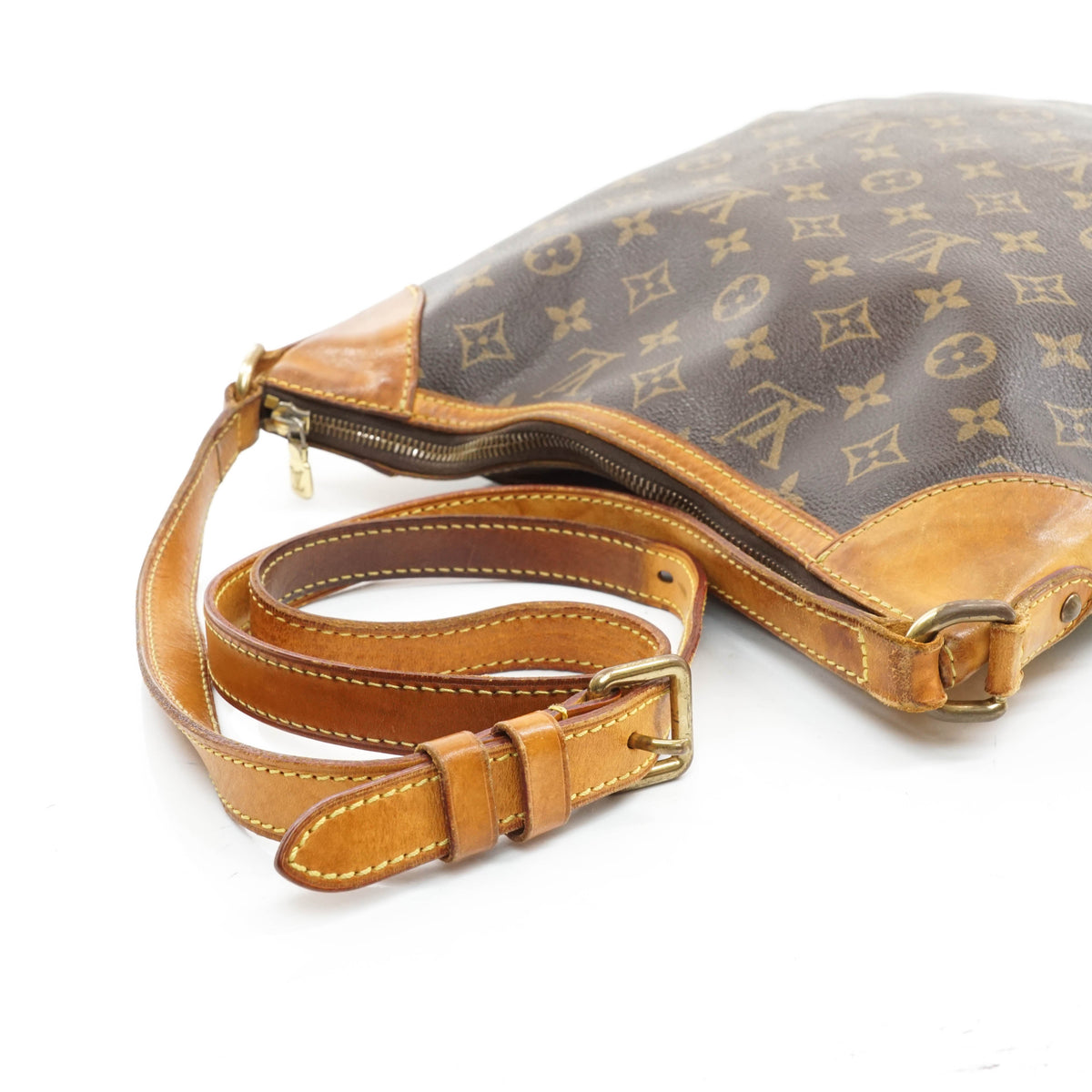 Louis Vuitton Odeon Mm Crossbody - photo 5