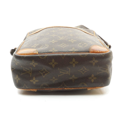 Louis Vuitton Danube Mm Crossbody - image 6